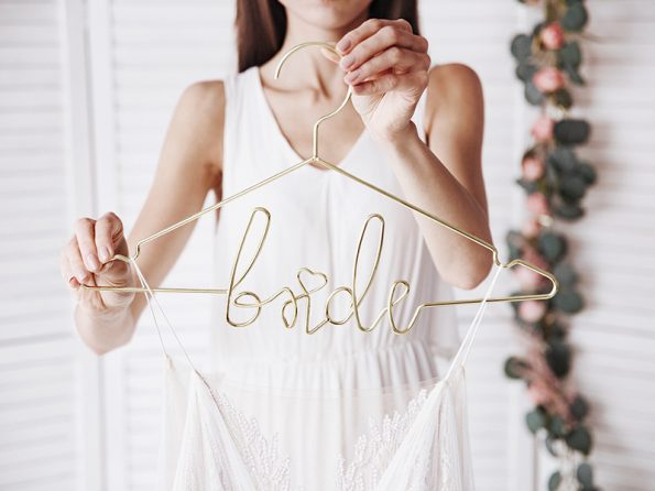 Bride hanger